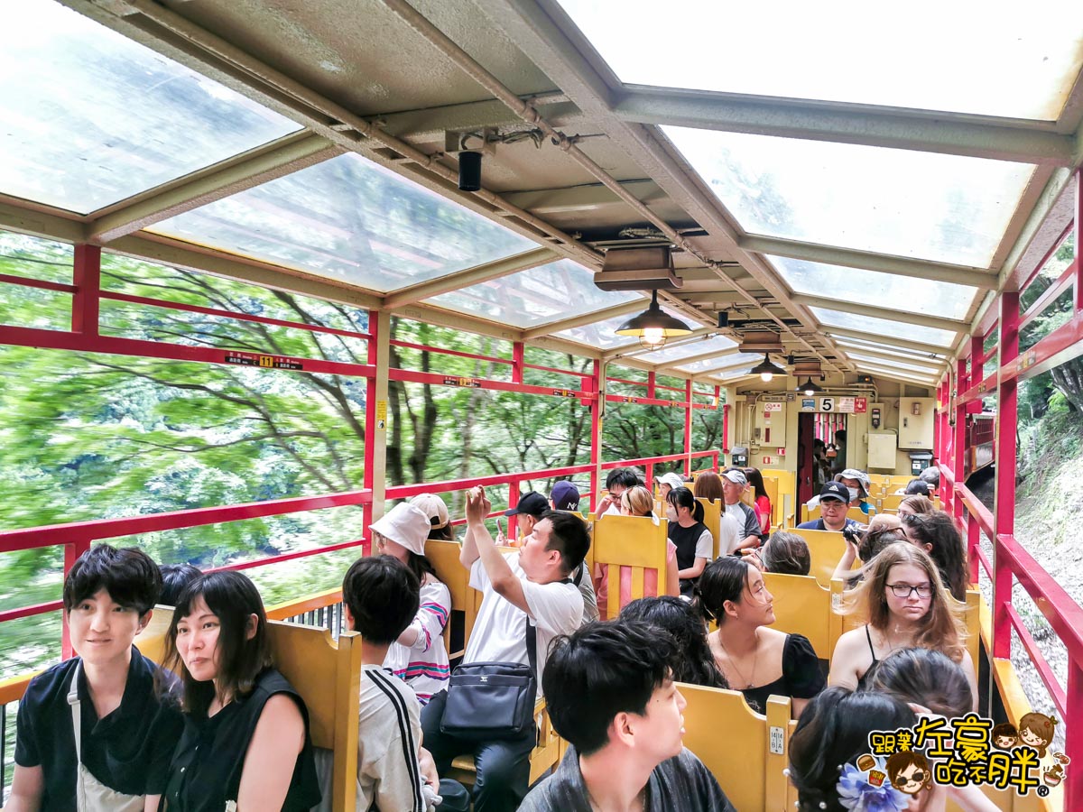 トロッコ,京都,京都景點,嵐山,嵐山小火車,嵐山小火車一日遊行程,嵐山小火車交通,嵐山小火車時刻表,嵐山小火車由來,嵐山小火車購票,嵐山小火車車票,嵐山小火車預約訂票,嵐山景點,嵯峨野觀光小火車,嵯峨野觀光鐵道,嵯蛾野Torokko小火車