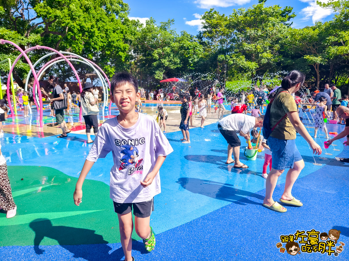 中科公園,台中中科,台中公園,台中大雅,台中戲水,台中戲水區,台中景點,台中溜滑梯,台中玩水景點,台中親水公園,大雅中科公園,大雅景點