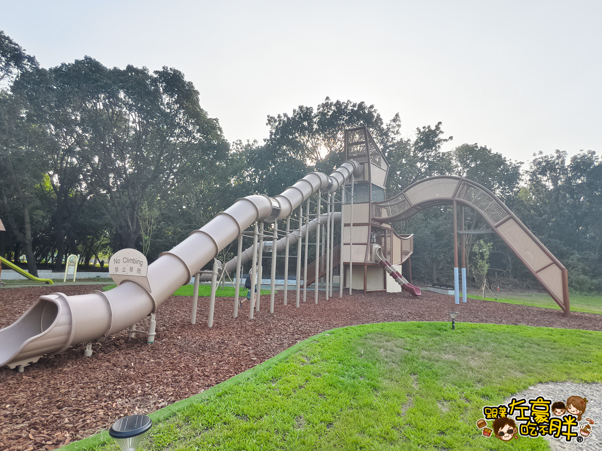 免門票景點,親子公園,親子景點,高雄旅遊,高雄景點,高雄楠梓都會公園,高雄都會公園,高雄都會公園遊戲場,高雄都會親子公園