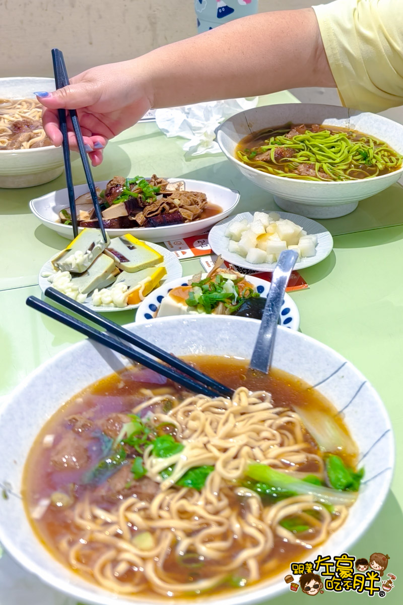 午餐,好吃麵店,常發排骨麵,晚餐,滷味,蔬菜麵,高雄三民美食,高雄小吃,高雄美食,麵店