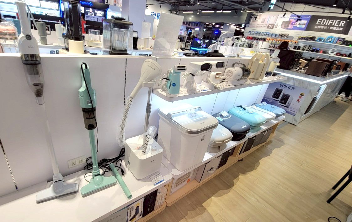 NOVA品牌,NOVA營業時間,NOVA資訊廣場,OPPO,real me,華碩,高雄NOVA,高雄百貨 NOVA品牌,NOVA營業時間,NOVA資訊廣場,OPPO,real me,華碩,高雄NOVA,高雄百貨