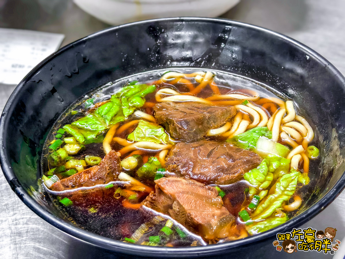 三牛牛肉麵,左營美食,牛肉麵,蓮池潭,高雄美食,龍虎塔