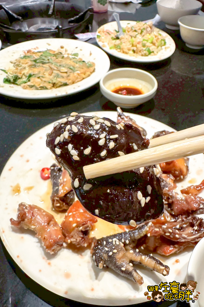 熱炒,米其林必比登推薦,豆乳雞,雞伯燒酒雞,雞伯菜單,高雄小吃,高雄必比登,高雄美食