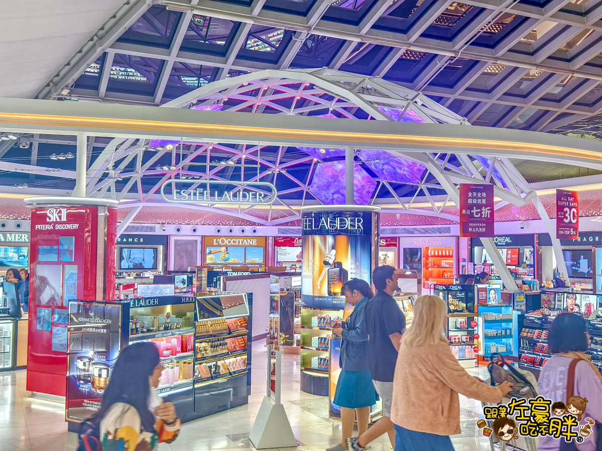 巴黎旅遊,巴黎飛機,戴高樂機場,曼谷機場,歐洲旅遊,法國旅遊,法國航班,泰國航空,泰國轉機,泰航飛機餐,素萬那普機場機場