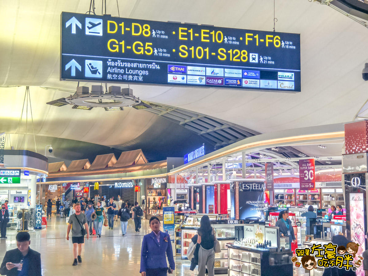 巴黎旅遊,巴黎飛機,戴高樂機場,曼谷機場,歐洲旅遊,法國旅遊,法國航班,泰國航空,泰國轉機,泰航飛機餐,素萬那普機場機場