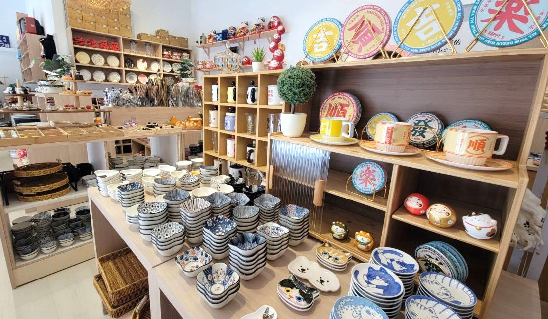 日式瓷器,日本杯盤,日本食器批發,日系餐具,碗碗,韓式餐具,高雄杯盤推薦