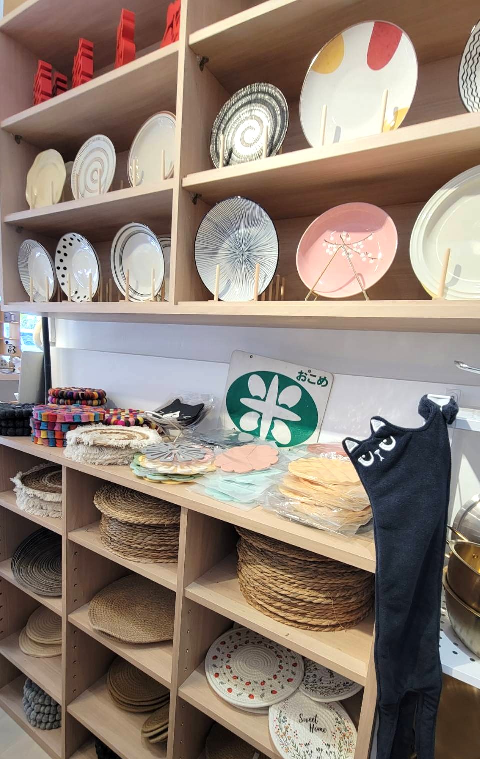 日式瓷器,日本杯盤,日本食器批發,日系餐具,碗碗,韓式餐具,高雄杯盤推薦
