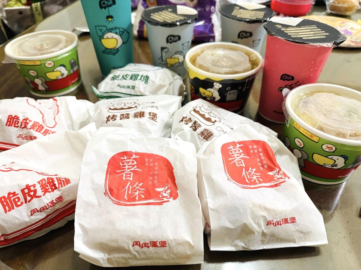 丹丹漢堡菜單,丹丹漢堡門市,丹丹漢堡鳳山店,漢堡,炸雞,高雄丹丹漢堡,高雄早午餐,高雄美食,高雄美食小吃