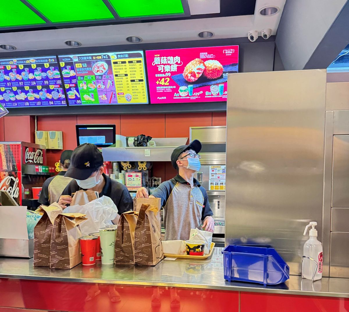 丹丹漢堡菜單,丹丹漢堡門市,丹丹漢堡鳳山店,漢堡,炸雞,高雄丹丹漢堡,高雄早午餐,高雄美食,高雄美食小吃