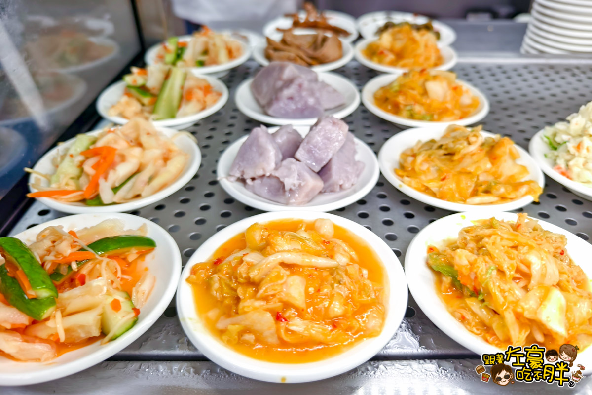 五福路,午餐,小吃,文化中心,文化中心美食,晚餐,炒飯,牛肉麵,自來水公園,華饌湯包麵食館,蒸餃,高雄美食,麵食