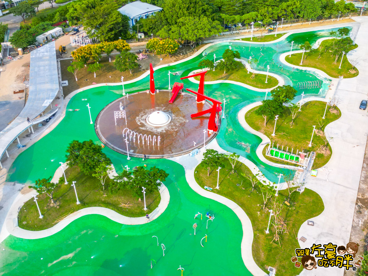 新光碼頭,星光水岸公園,玩水景點,親子景點,親水公園,高雄旅遊,高雄親子公園