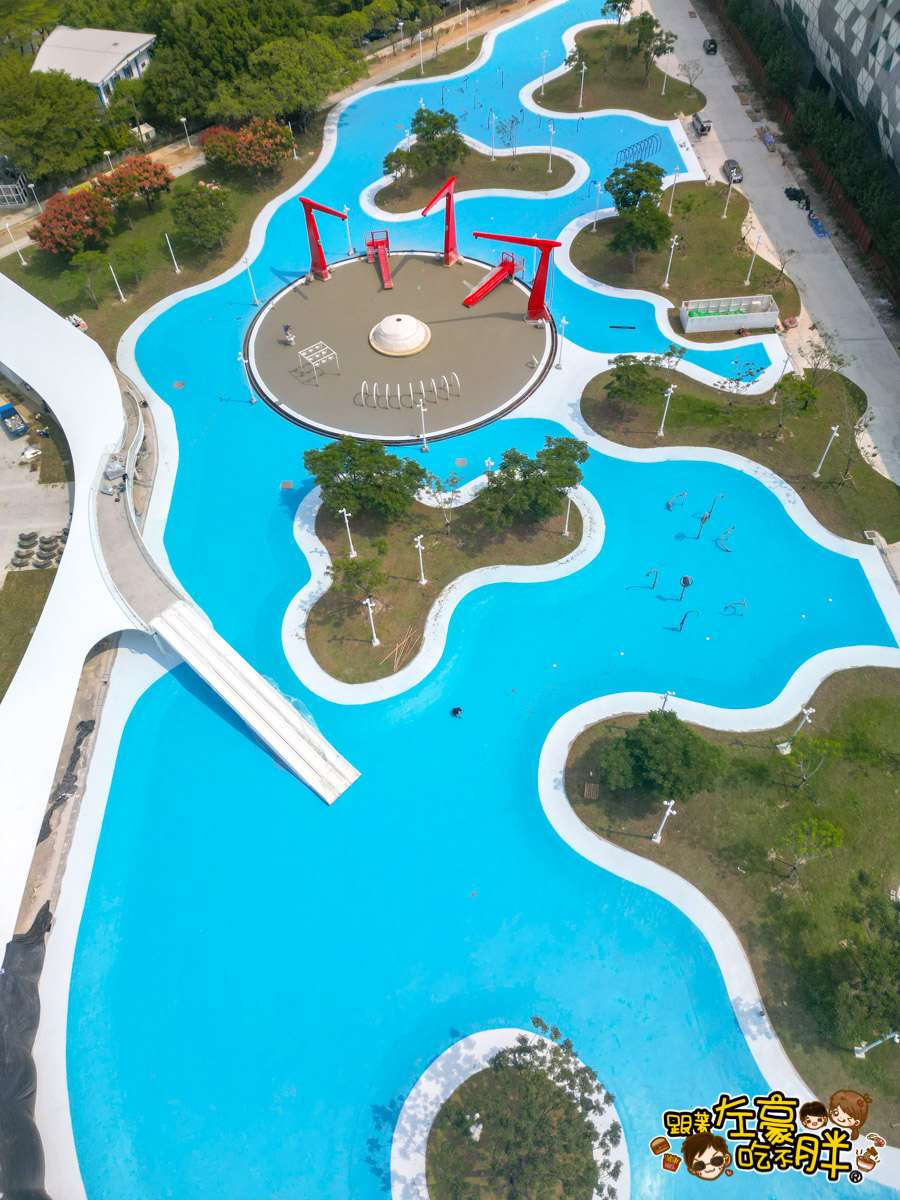 新光碼頭,星光水岸公園,玩水景點,親子景點,親水公園,高雄旅遊,高雄親子公園