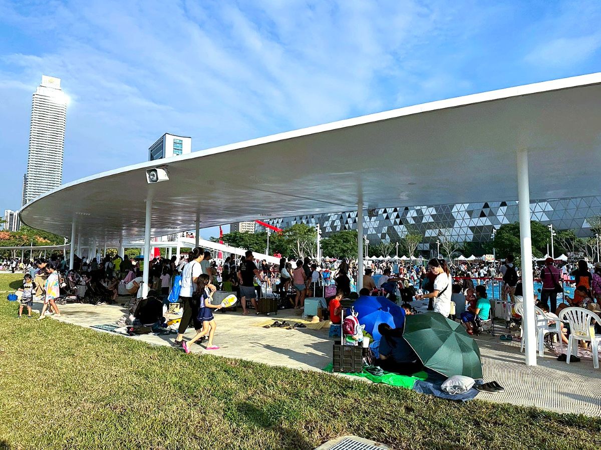 新光碼頭,星光水岸公園,玩水景點,親子景點,親水公園,高雄旅遊,高雄親子公園 新光碼頭,星光水岸公園,玩水景點,親子景點,親水公園,高雄旅遊,高雄親子公園