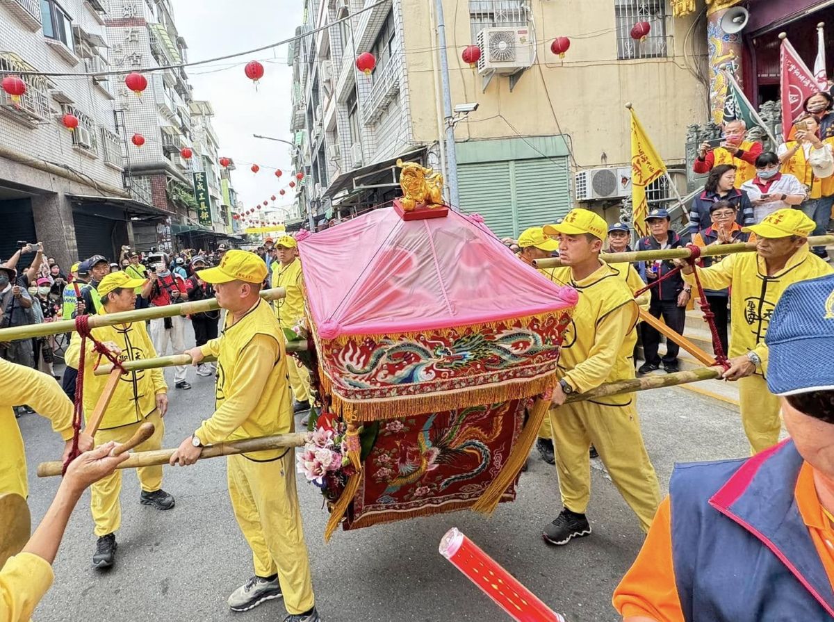 網站近期文章：2025高雄白沙屯媽祖,粉紅超跑南下高雄!白沙屯媽祖12月鳳山、岡山遶境趴趴走