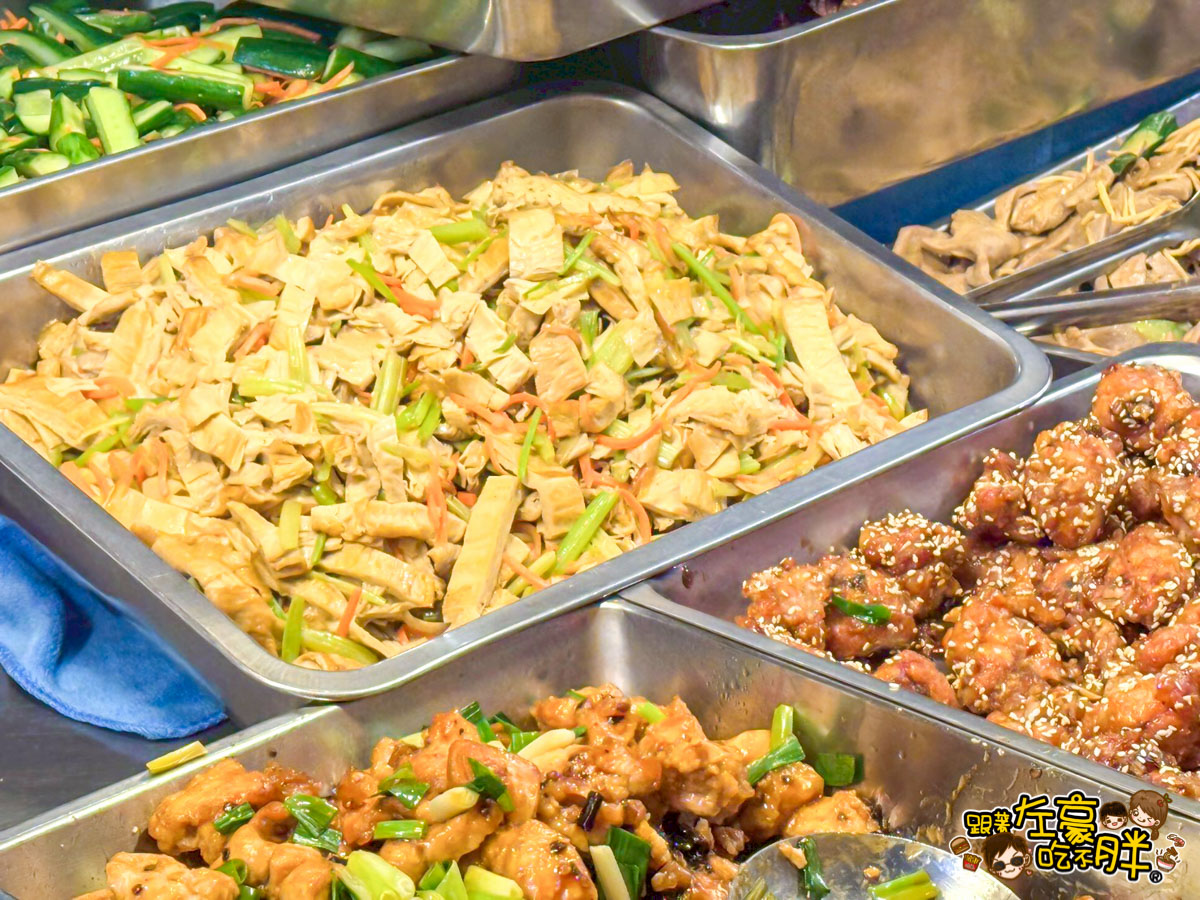 年菜,建興市場,油飯,辦桌料理,阿德油飯,高雄美食 年菜,建興市場,油飯,辦桌料理,阿德油飯,高雄美食