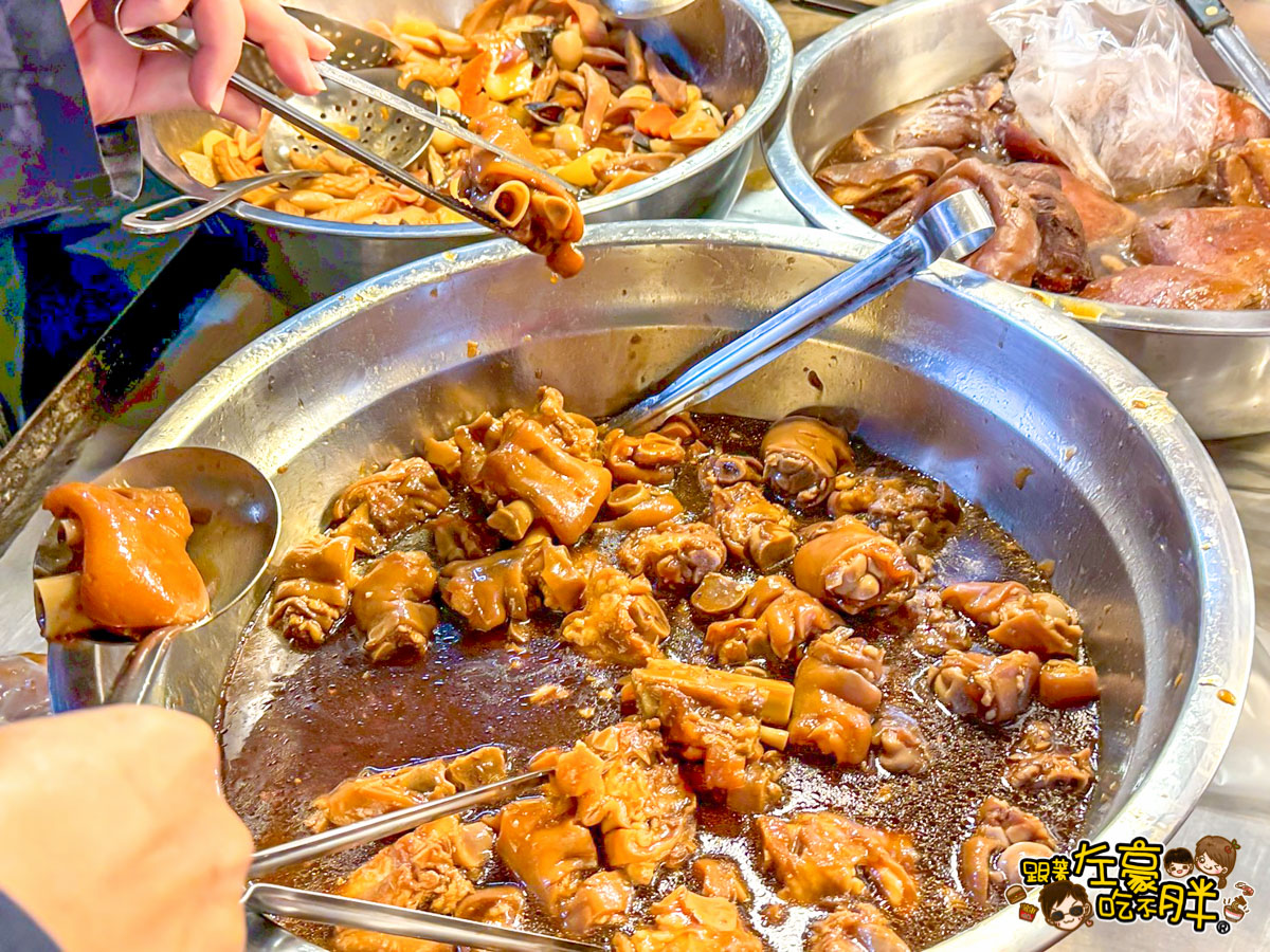 年菜,建興市場,油飯,辦桌料理,阿德油飯,高雄美食 年菜,建興市場,油飯,辦桌料理,阿德油飯,高雄美食