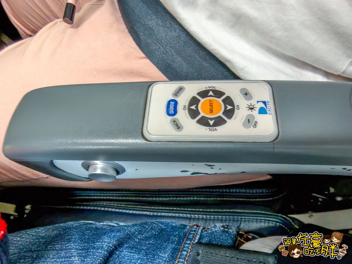 日本旅遊,日本自由行推薦,東京機場,聯合航空,聯合航空座位,飛機餐,高雄東京飛機,高雄機場