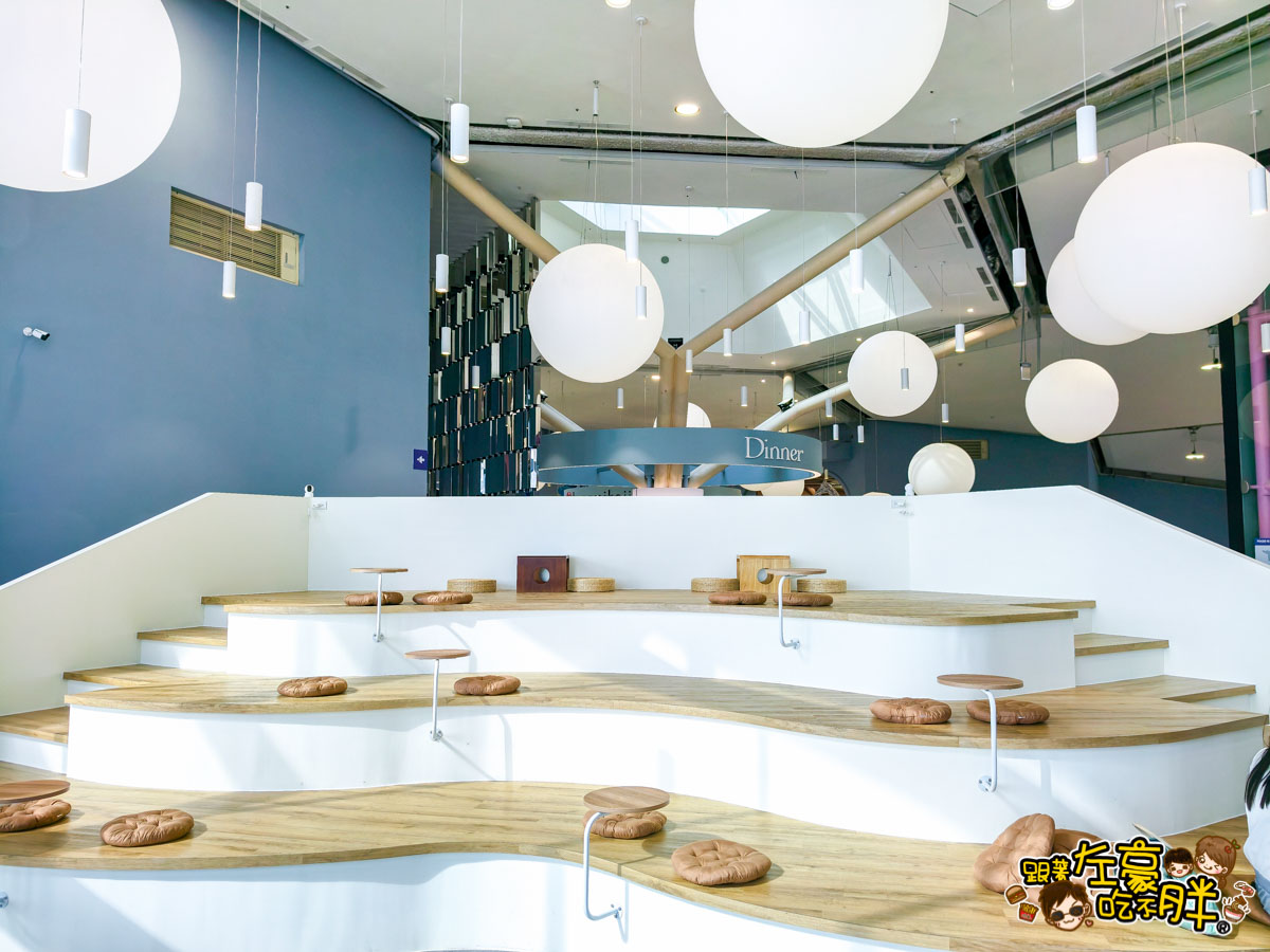 Focus13,FOCUS13珊瑚廣場,伯虎在二樓,光榮碼頭,堯平,林百貨,珊瑚廣場,高雄景點,高雄流行音樂中心,高雄百貨,高雄購物中心