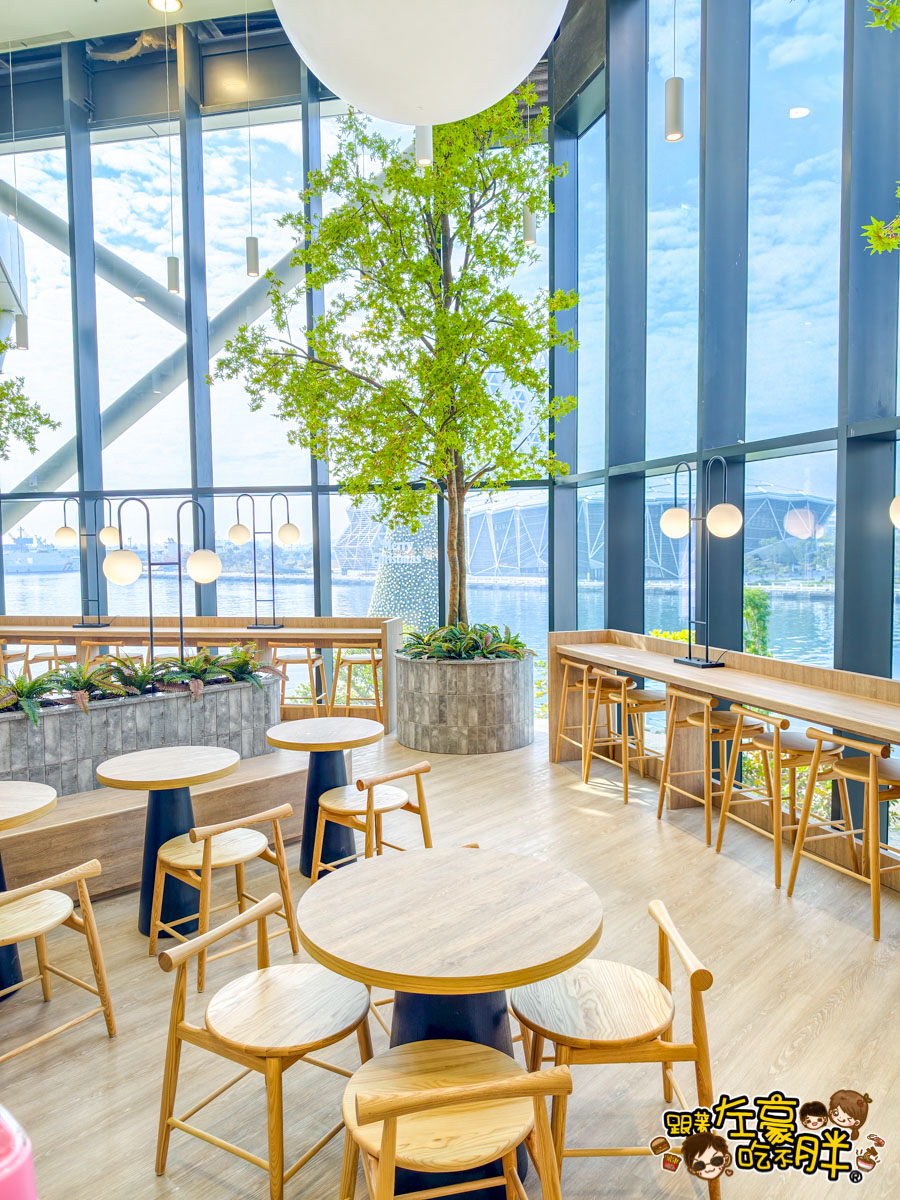 Focus13,FOCUS13珊瑚廣場,伯虎在二樓,光榮碼頭,堯平,林百貨,珊瑚廣場,高雄景點,高雄流行音樂中心,高雄百貨,高雄購物中心