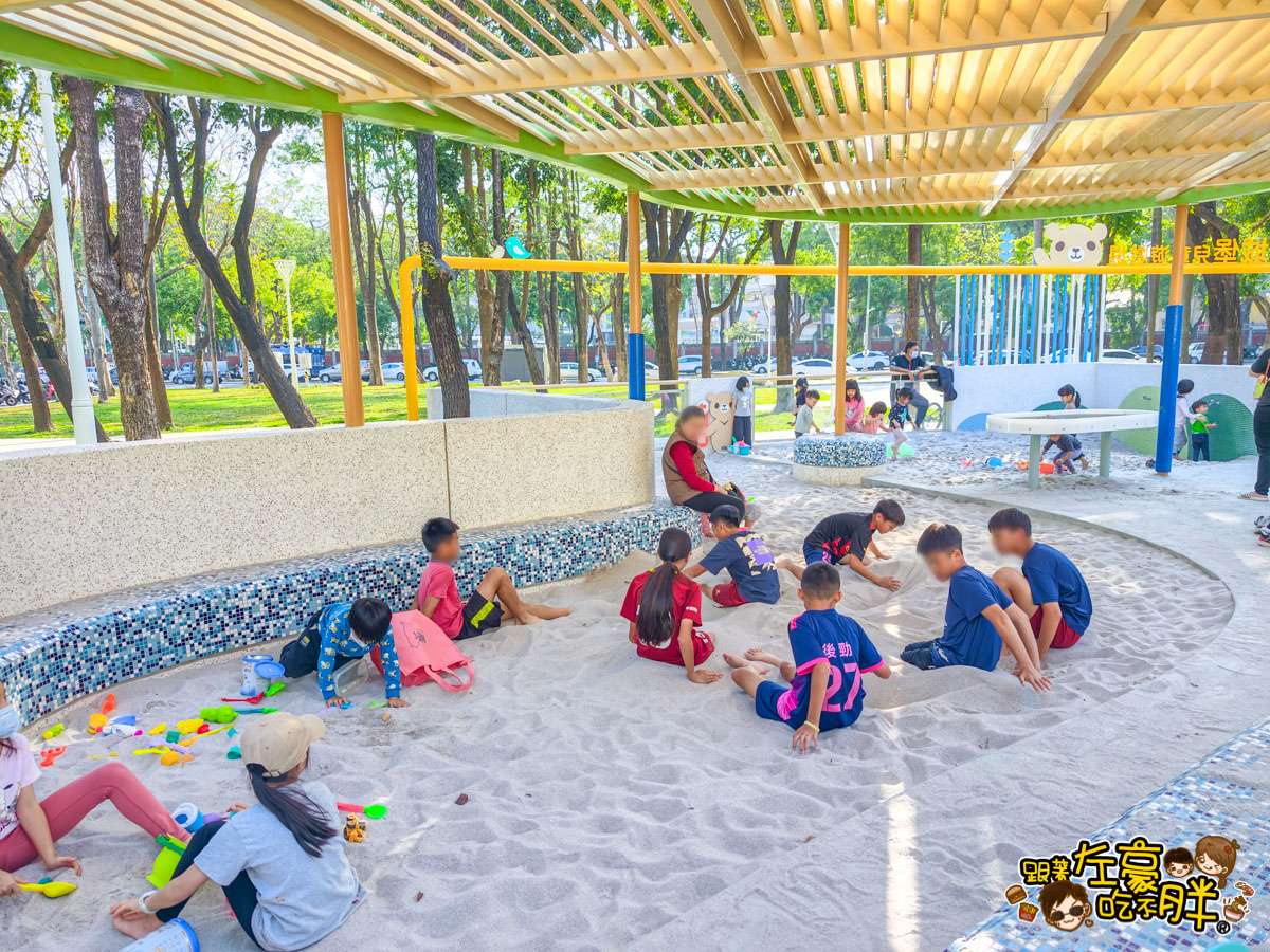 免費景點,後勁公園,楠梓景點,熊熊公園,親子公園,高雄景點,高雄親子景點