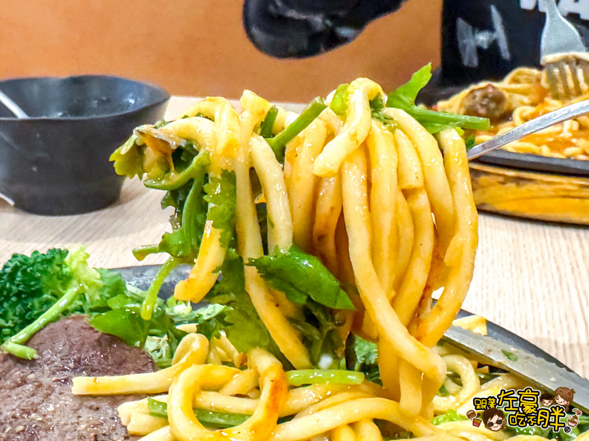 勝利新村,勝利星村美食,吃到飽,屏東牛排,屏東美食,愛食記,牛排推薦,自助吧,鐵板麵,雞排推薦,香菜