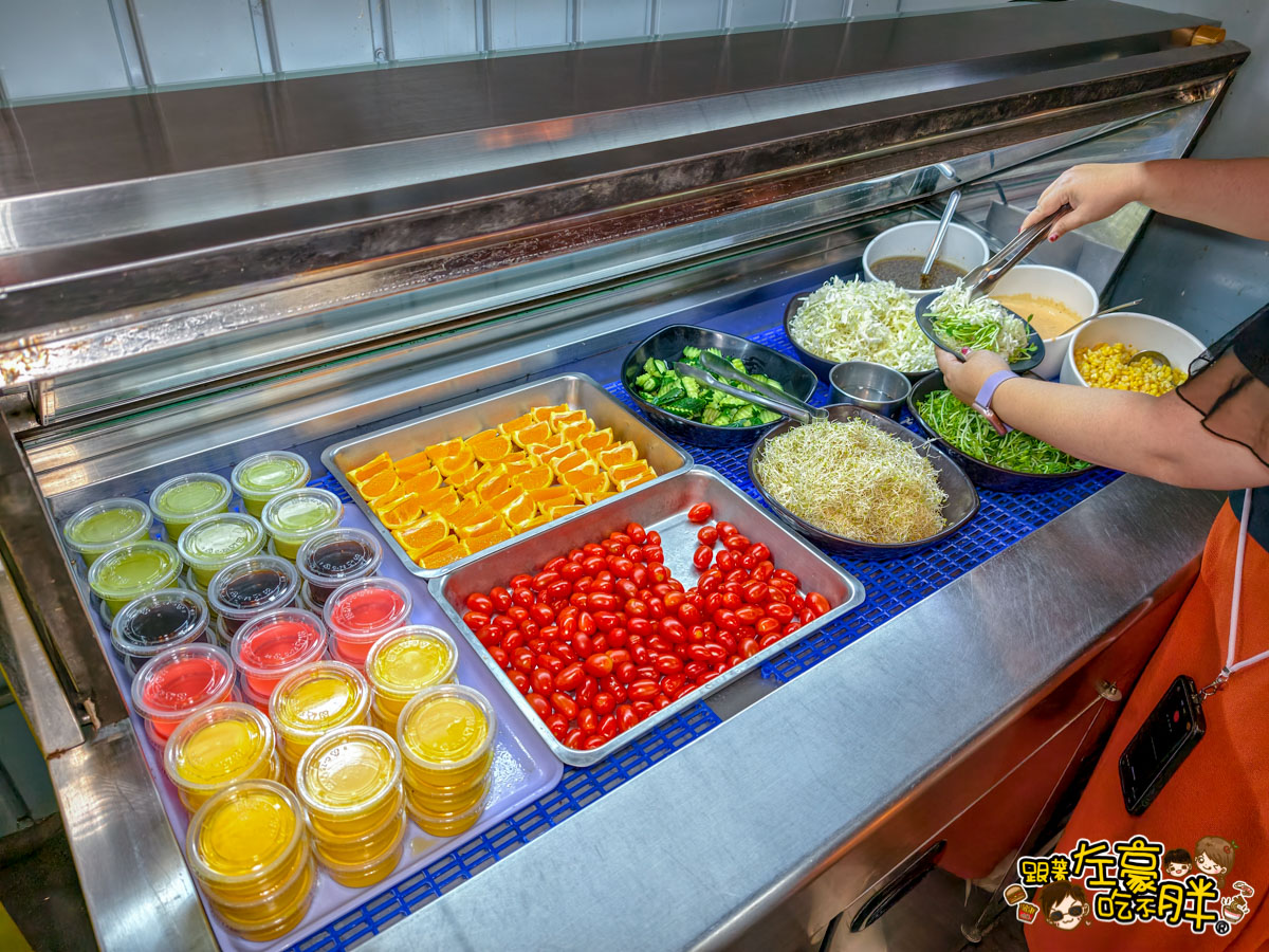 平價牛排,楠梓小吃,楠梓牛排,楠梓美食,牛排吃到飽,牛鼎鑫牛排,聚餐餐廳,高雄小吃,高雄牛排,高雄美食