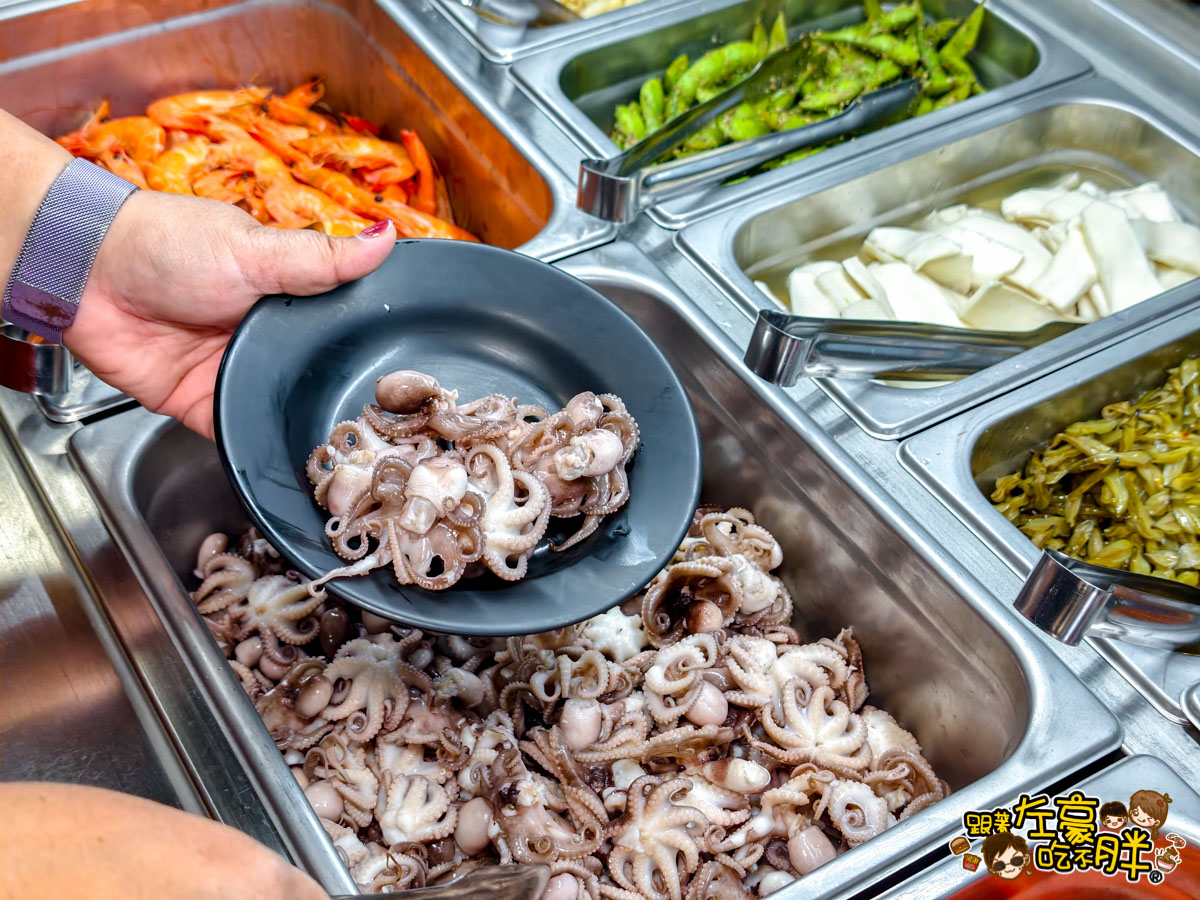 平價牛排,楠梓小吃,楠梓牛排,楠梓美食,牛排吃到飽,牛鼎鑫牛排,聚餐餐廳,高雄小吃,高雄牛排,高雄美食