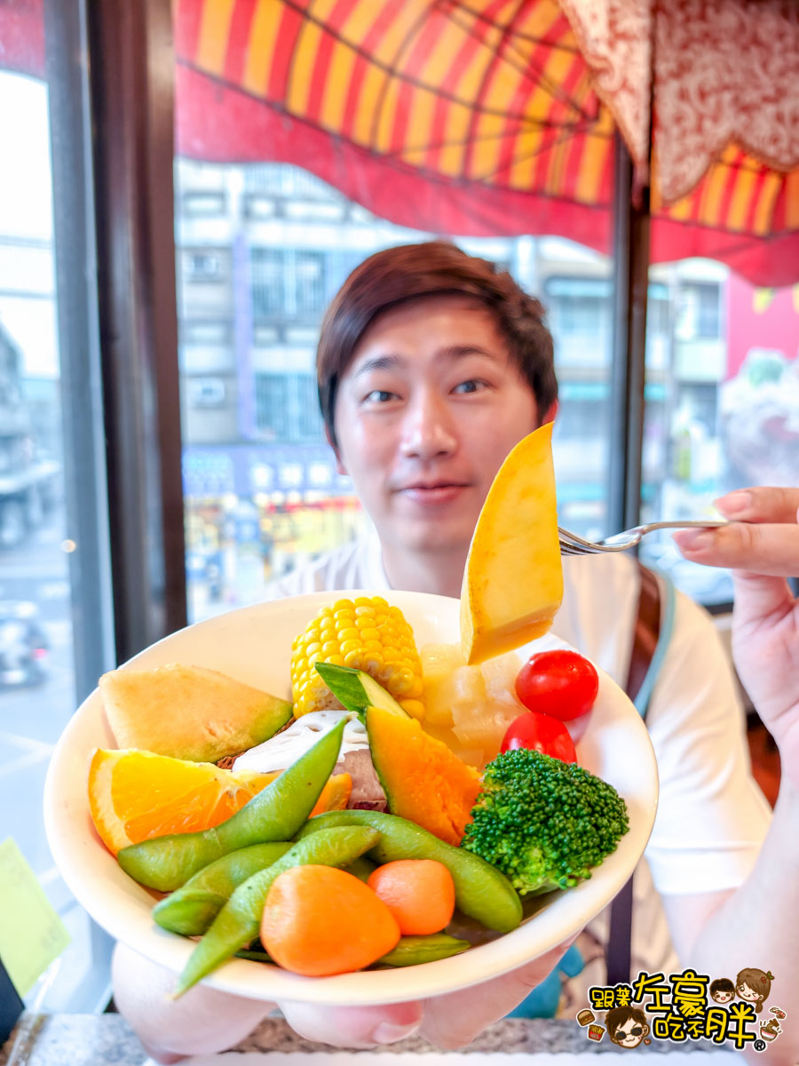牛排,約會,聚餐,芳其牛排,西餐,高雄旅遊,高雄景點,高雄美食,鳳山美食