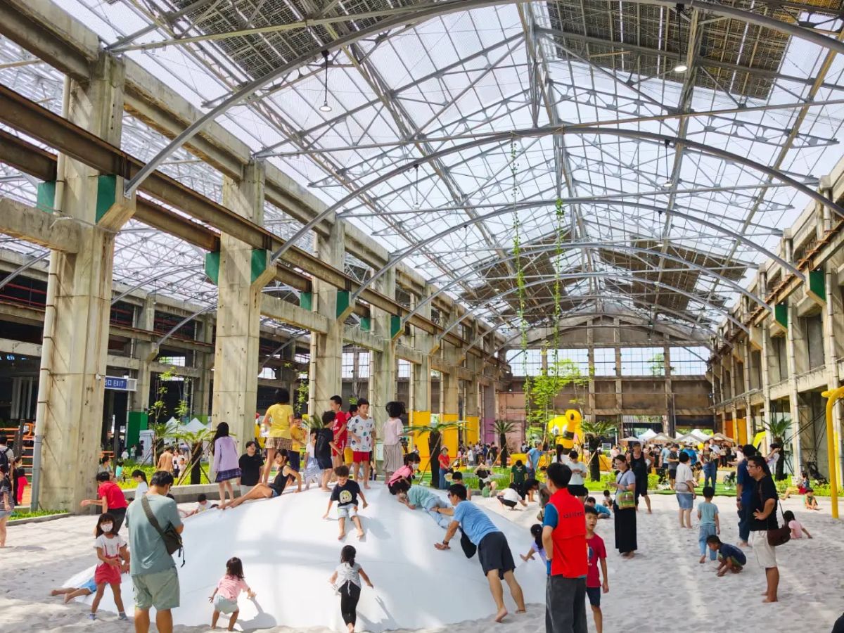 冷氣景點,室內景點,岡山航空教育展示館,新濱海洋廚房,玩水景點,美濃景點,義大購物廣場,自然風spa養生館,花季度假飯店,雨天備案,高雄一日遊,高雄室內景點,高雄景點,高雄親子遊樂園區