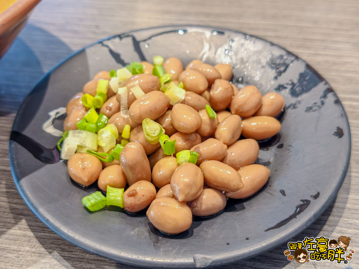 吳媽媽米粉焿,吳媽媽米粉焿菜單,小吃,左營,米粉焿,肉燥飯,高雄美食