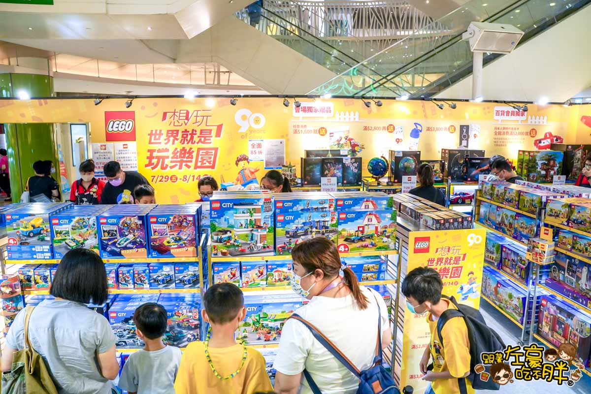 LEGO展玩具,LEGO樂高展,免費景點,夢時代美食,夢時代購物中心,樂高展玩具,高雄景點,點點心