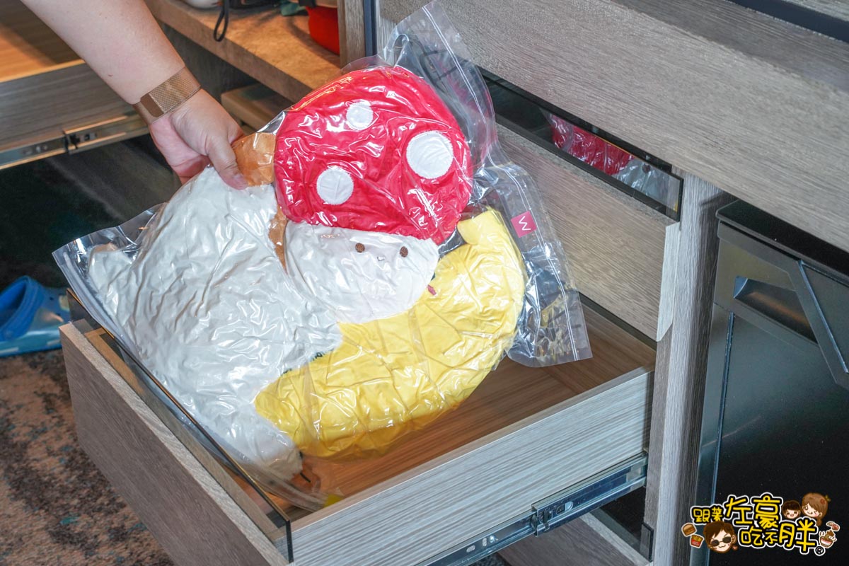 AirByeBye日本製手捲式壓縮袋,出國必備,出國旅遊用品,出國用品,團購,壓縮袋,收納用品,旅遊用品,空間收納