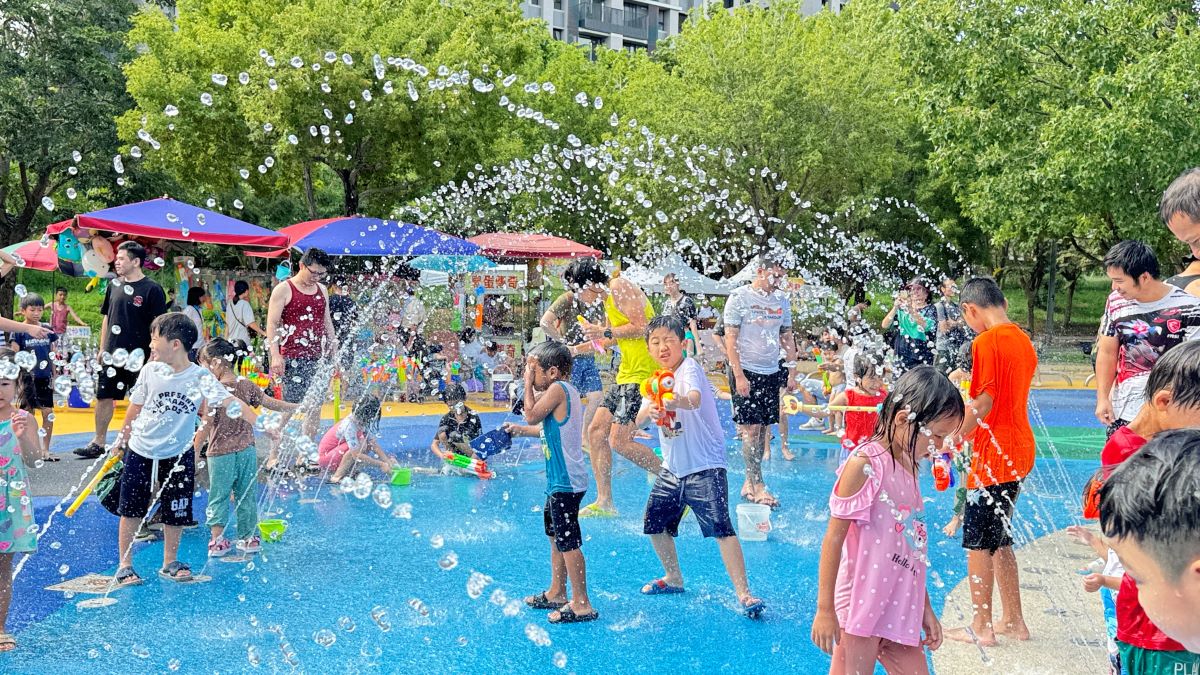 中科公園,台中中科,台中公園,台中大雅,台中戲水,台中戲水區,台中景點,台中溜滑梯,台中玩水景點,台中親水公園,大雅中科公園,大雅景點