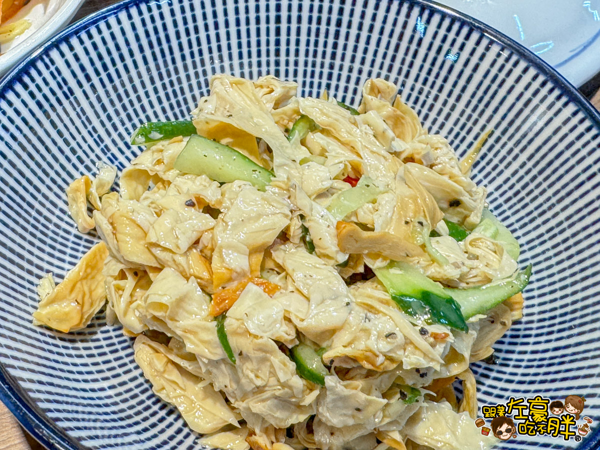 乾麵,市場,王煮麵,王煮麵菜單,鍋燒意麵,高雄小吃,高雄美食,龍華市場,龍華市場王煮麵