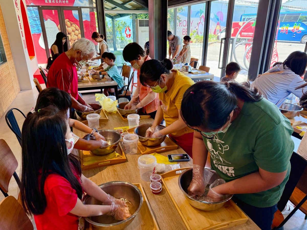 Dcard,佳冬景點,佳冬鄉農會,屏東旅遊,屏東景點,屏東美食,親子景點,透紅佳人,電車吃漢