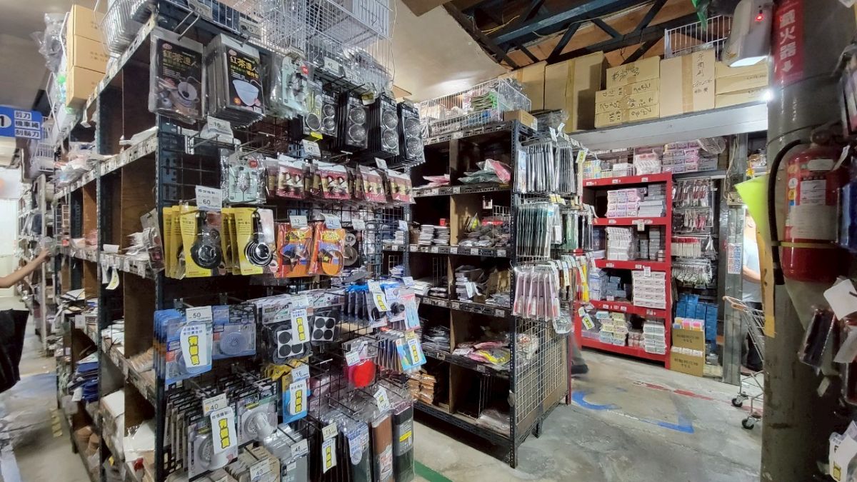 團購,大億行倉儲百貨,小北百貨,文具玩具,生活百貨,百貨,量販,零售,高雄批發,高雄百貨,鳳山批發