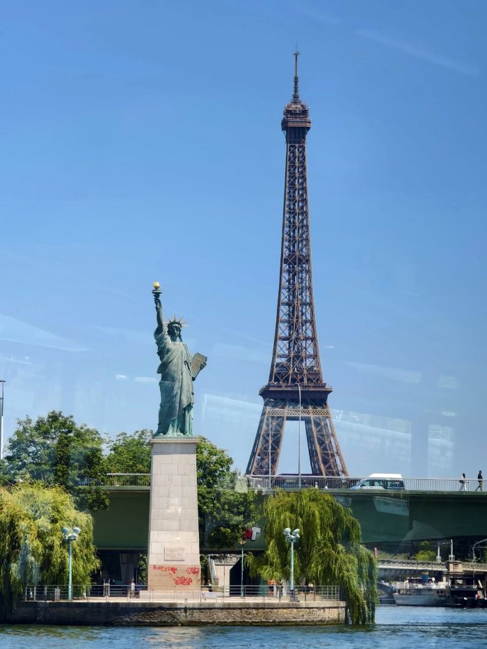 Tour Eiffel,Tour Eiffel resturant,Tour Eiffel ticket,Tour Eiffel time,巴黎鐵塔交通,巴黎鐵塔門票,艾菲爾鐵塔,艾菲爾鐵塔交通,艾菲爾鐵塔門票