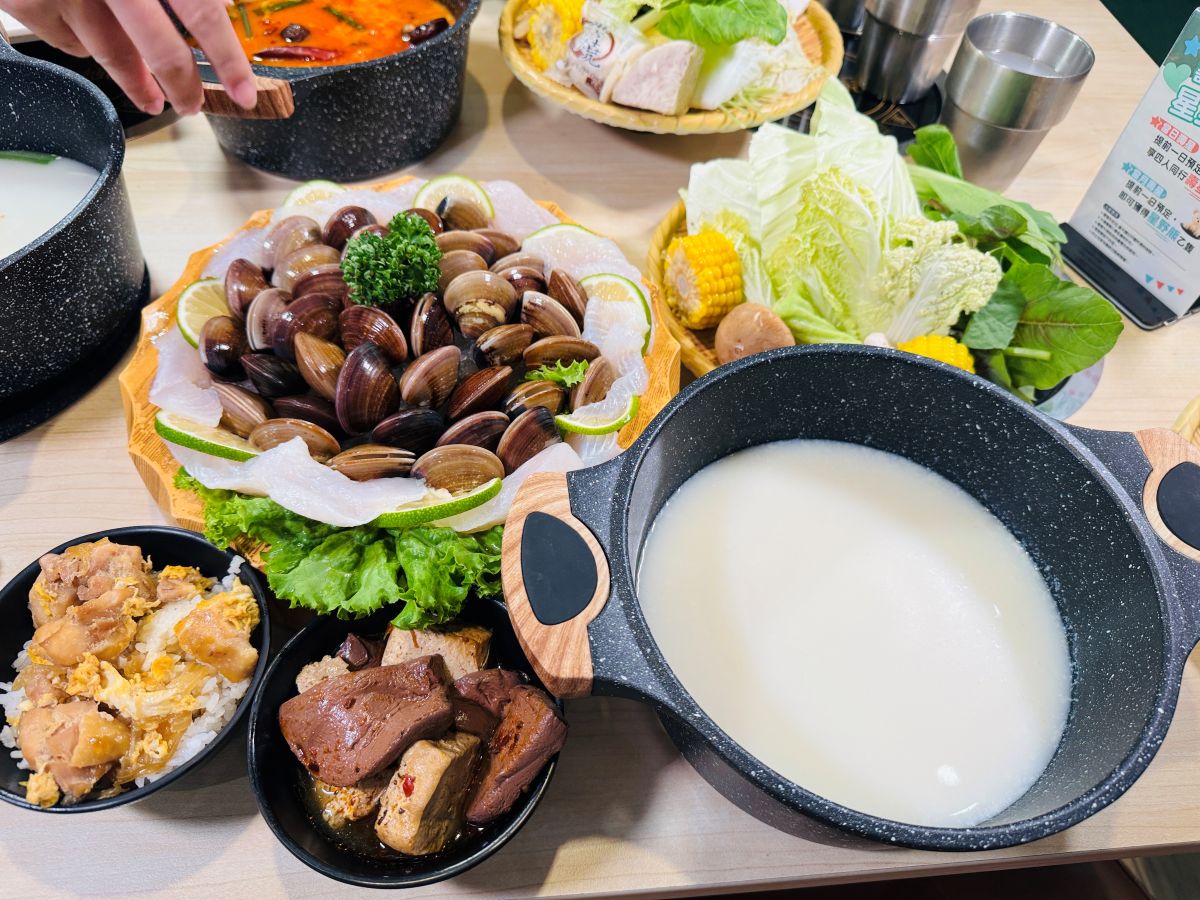 星野肉肉鍋,星野肉肉鍋mini,楠梓美食,汕頭泉城,火鍋吃到飽,火鍋推薦,聚餐,自助吧吃到飽,高雄火鍋,高雄美食