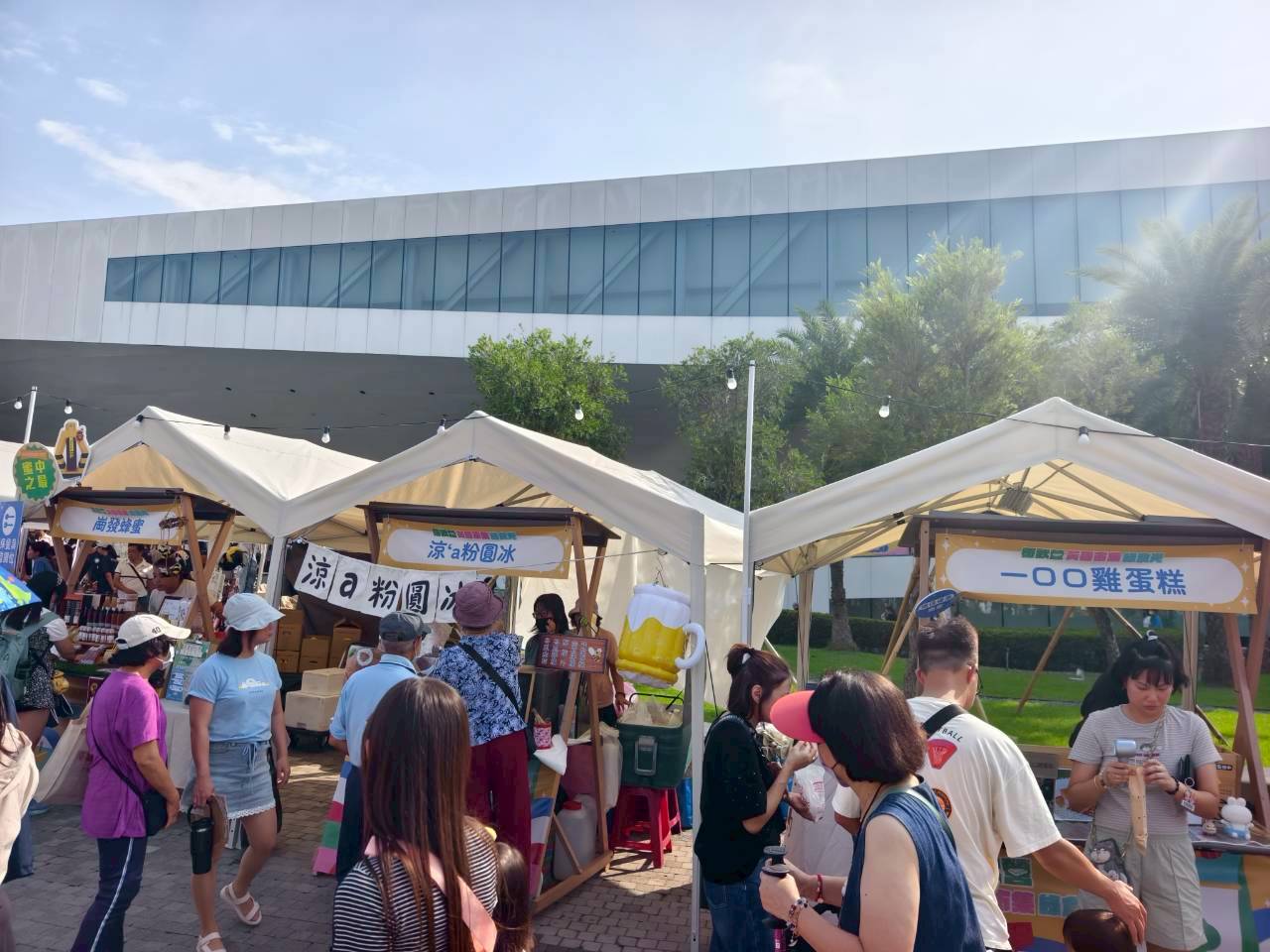 國慶連假活動,市集,綠食光,衛武營,連假景點,高雄美食,黃昏市集