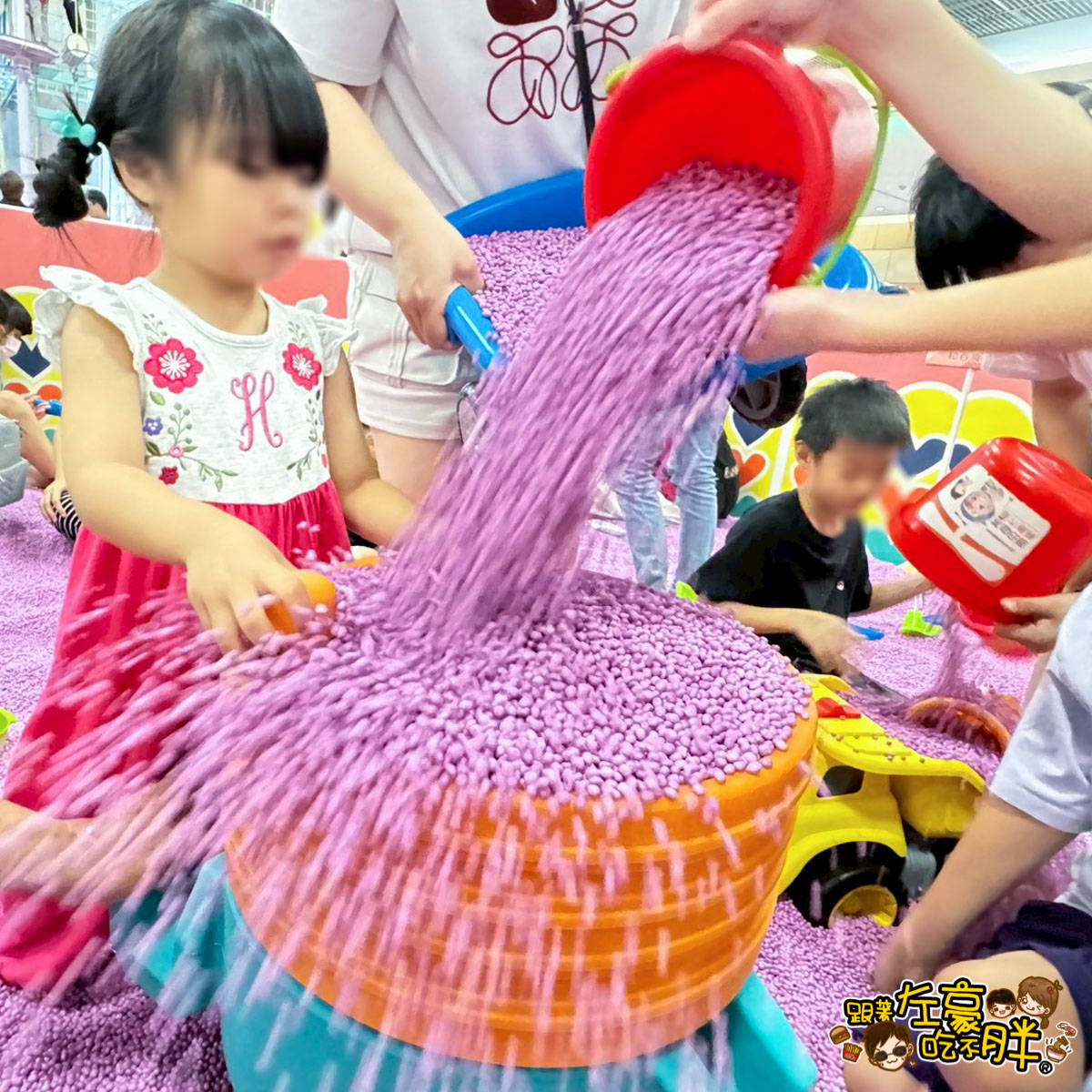 義大世界,義大購物中心,親子景點,追風奇幻島,追風奇幻島票價,雨天備案,高雄室內景點,高雄旅遊,高雄景點 義大世界,義大購物中心,親子景點,追風奇幻島,追風奇幻島票價,雨天備案,高雄室內景點,高雄旅遊,高雄景點