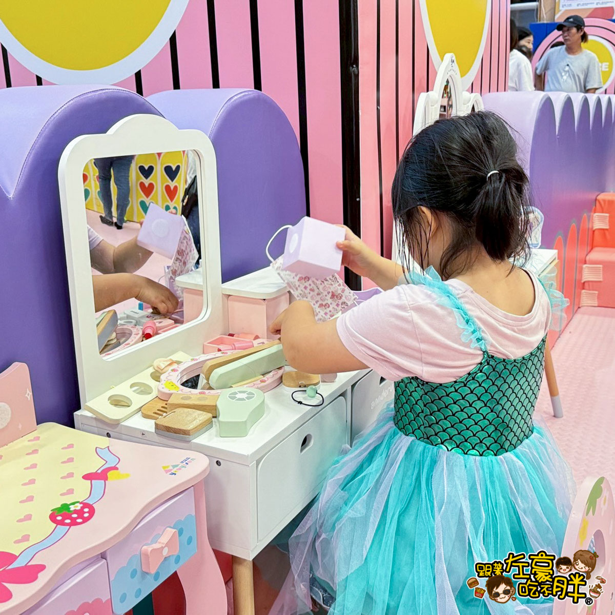 義大世界,義大購物中心,親子景點,追風奇幻島,追風奇幻島票價,雨天備案,高雄室內景點,高雄旅遊,高雄景點 義大世界,義大購物中心,親子景點,追風奇幻島,追風奇幻島票價,雨天備案,高雄室內景點,高雄旅遊,高雄景點