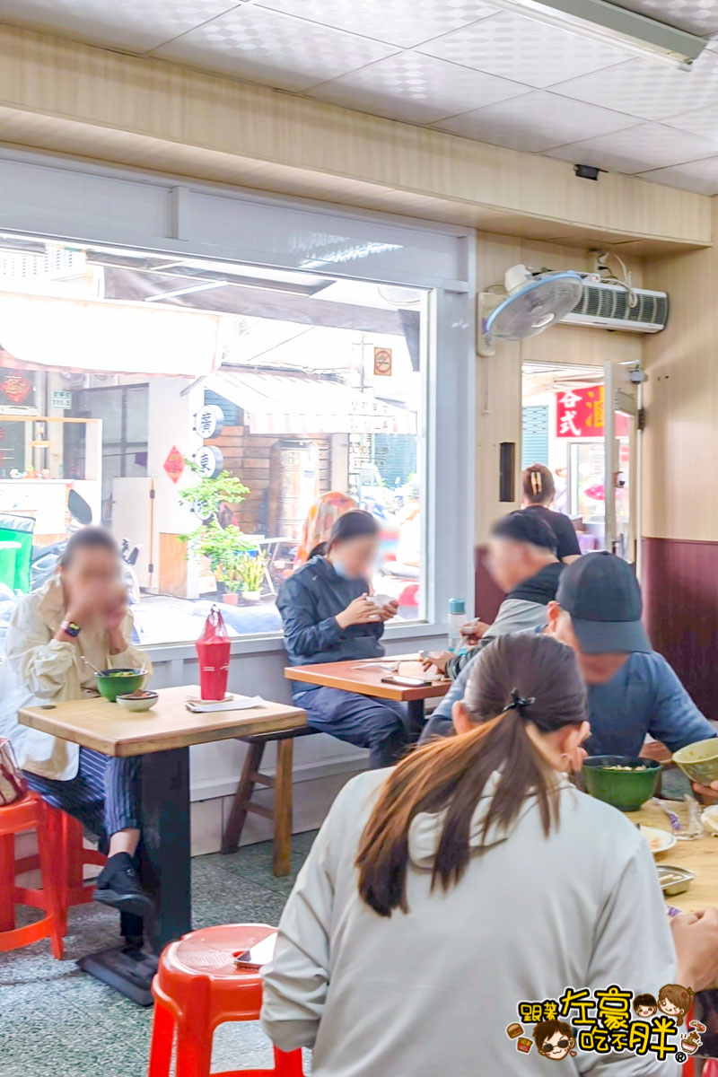 小陽春麵館,牛肉麵,高雄小吃,高雄美食,麵店