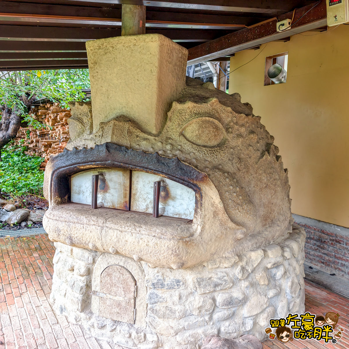 六龜大佛,六龜景點,寶來溫泉公園賞花,檨仔腳文化共享空間,源通香腸,美崙山渡假溫泉山莊,蘇婆羅溫泉渡假村,高雄旅遊,高雄景點
